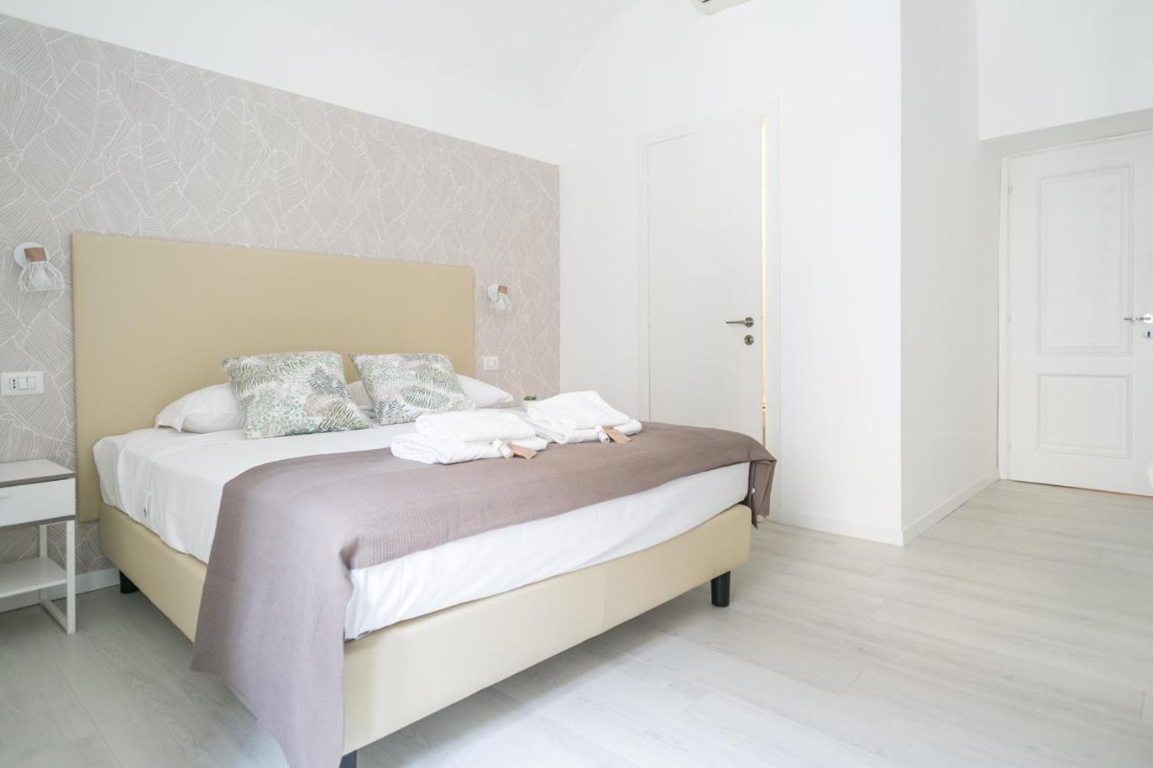 White Candia Guesthouse Rzym Zewnętrze zdjęcie