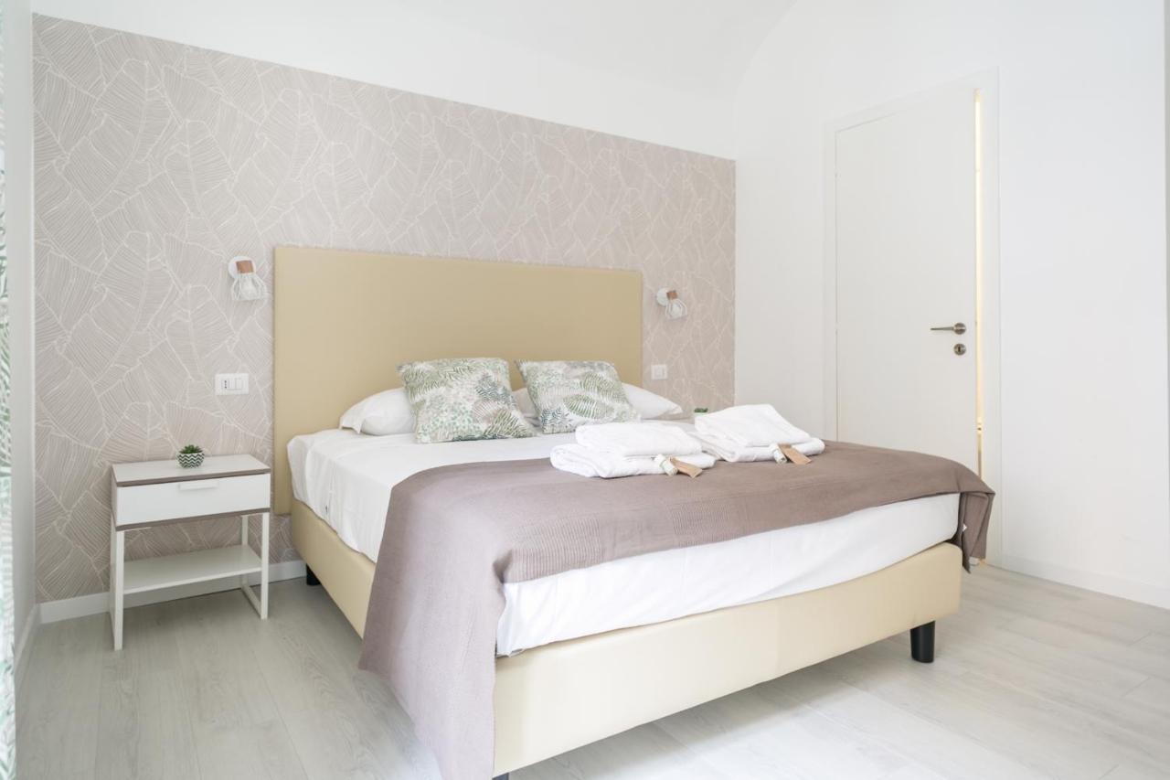 White Candia Guesthouse Rzym Zewnętrze zdjęcie