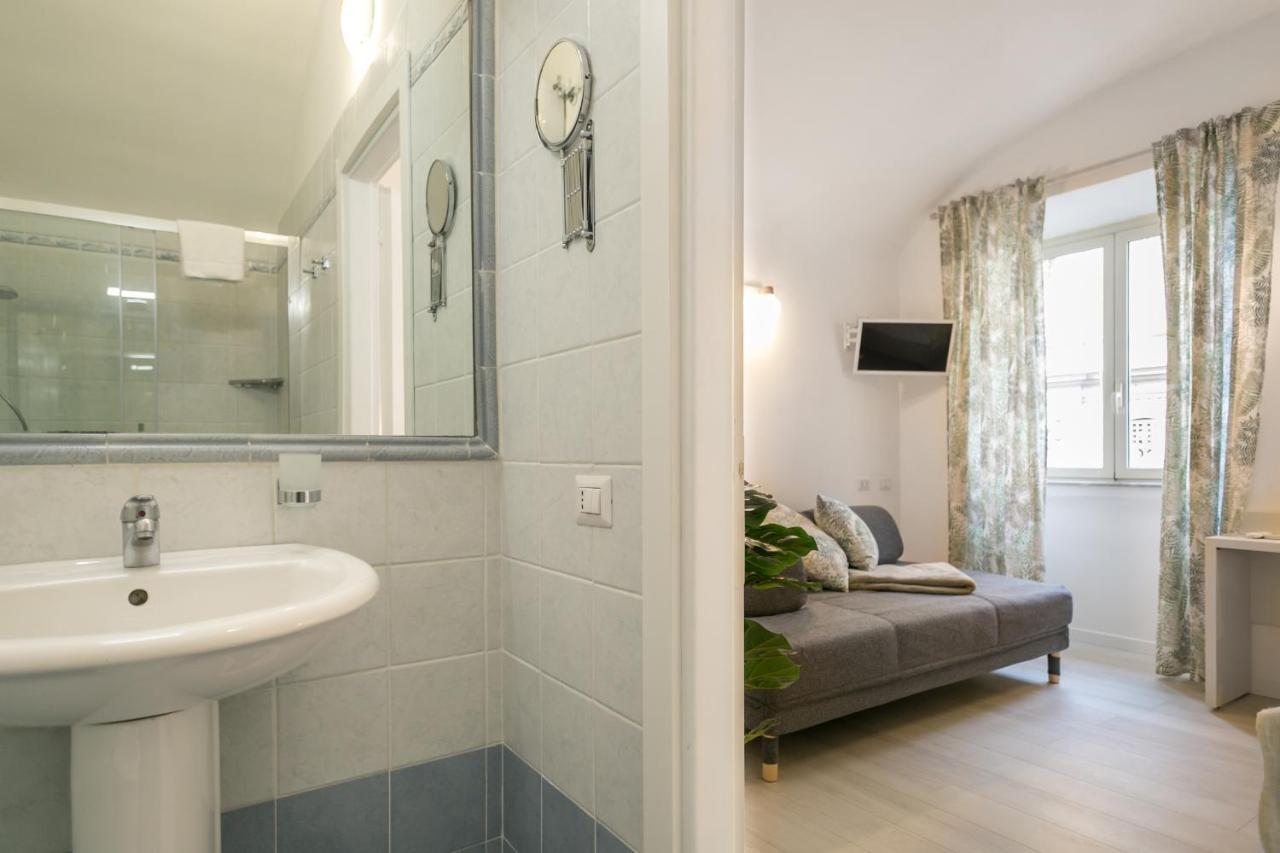 White Candia Guesthouse Rzym Zewnętrze zdjęcie